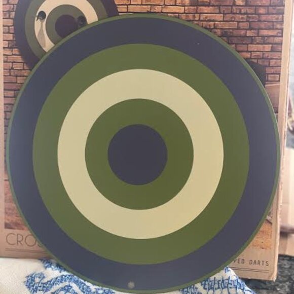 Rubber Dart Crossbow Archery Set, Incl. Crossbow, Target and Darts - Picture 4 of 11